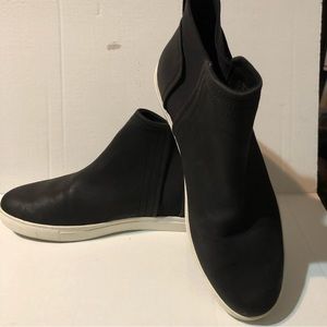 Kenneth Cole REACTION Women's Jodi Sneaker